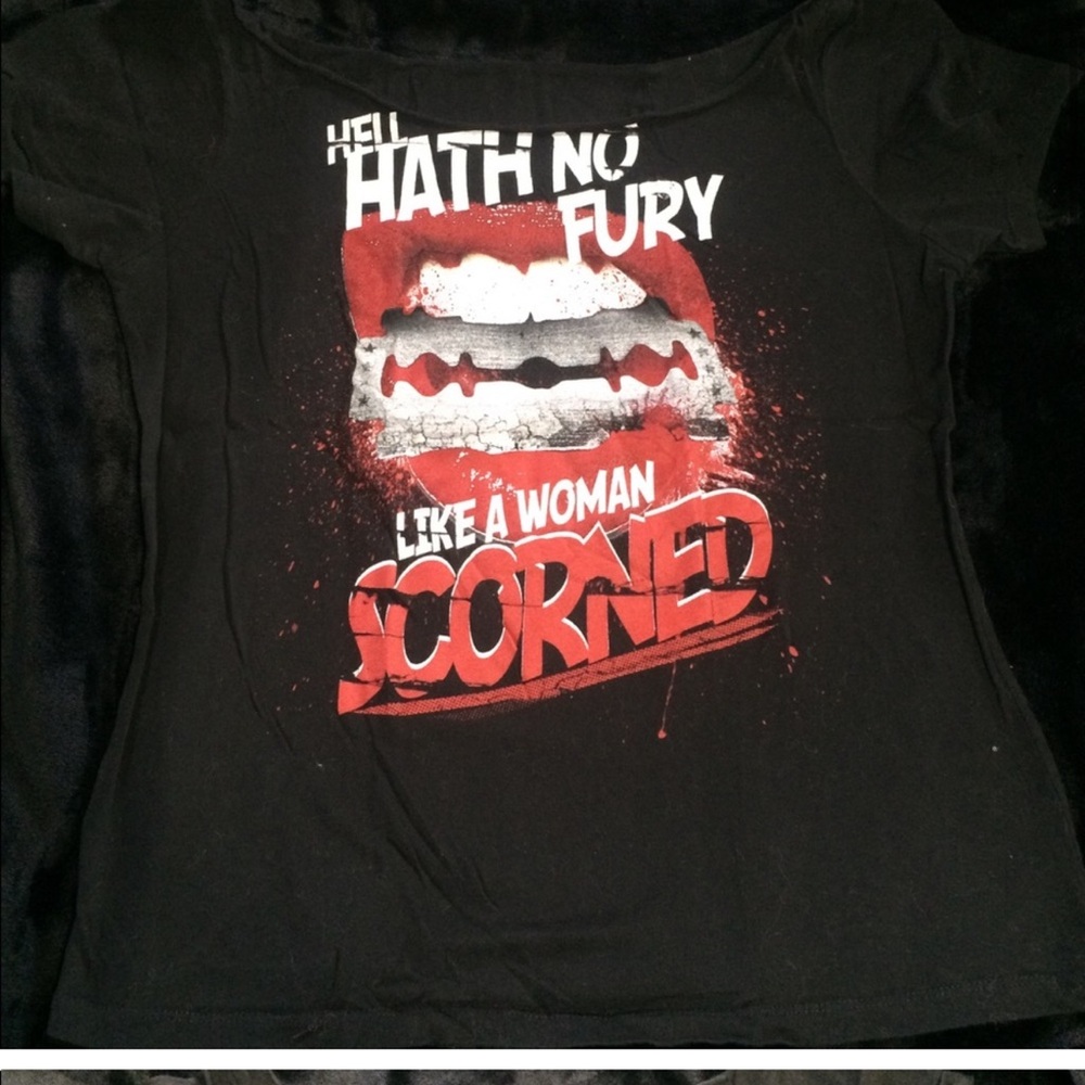ISO!! In this moment old tour shirt